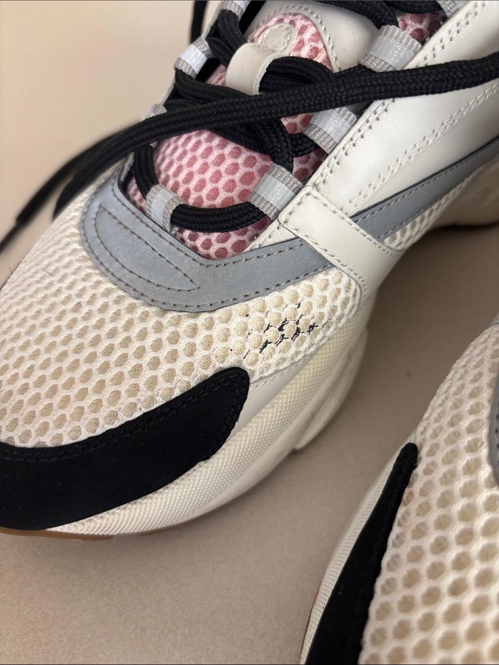 Dior B22 Pale Pink Grey Sneaker - Picture 7 of 10